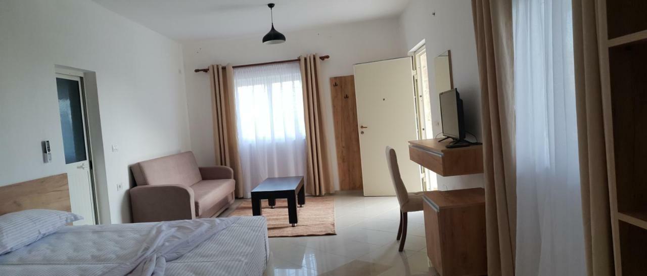 Hotel Grandpa'S House Bahçallëk 외부 사진